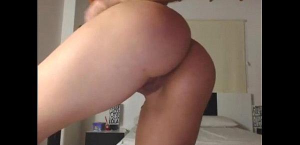  [Adultcamster.com] Hot camgirl showing ass on live cam